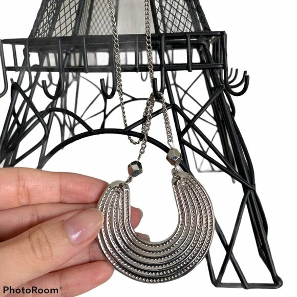 Long Chain Fashion Jewelry in Silver Metal - Picture 1 of 5